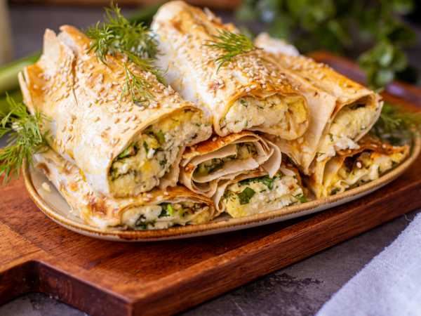 Лаваш с творогом и сыром в аэрогриле
