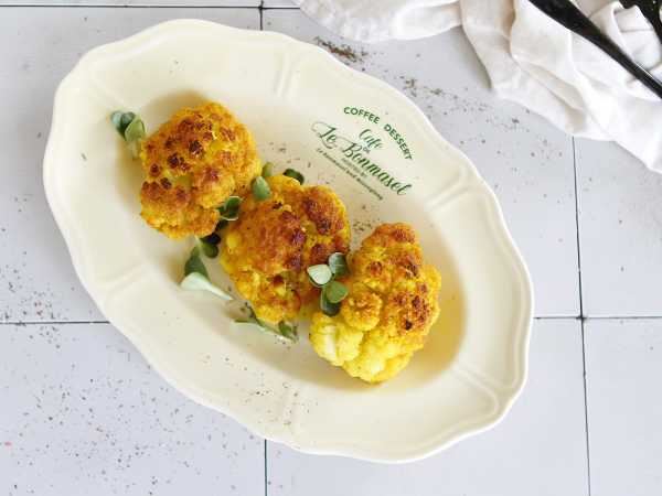 Цветная капуста в духовке с куркумой